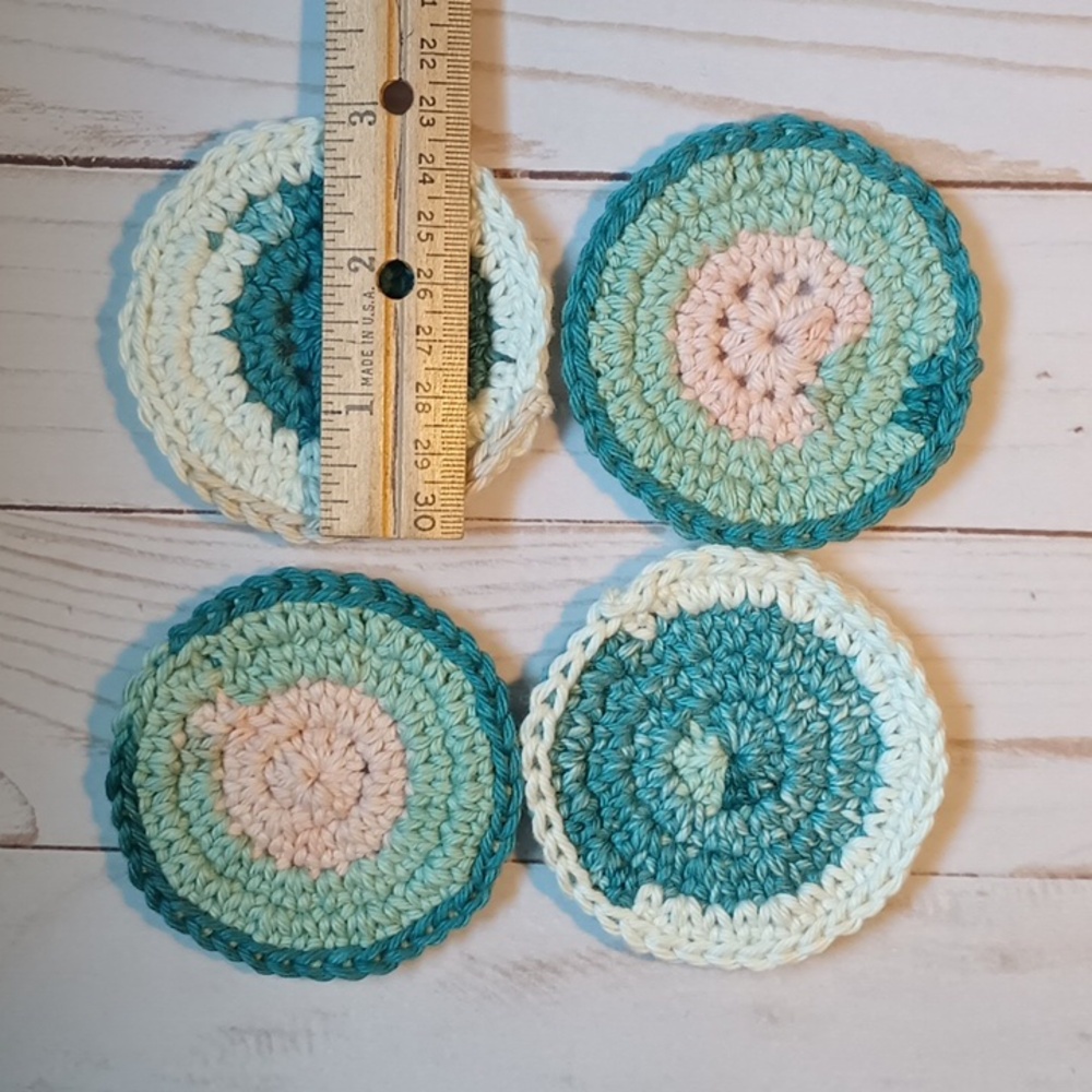 Handmade Cotton Facial Rounds - Picture 4 of 4